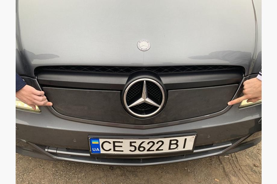Mercedes Vito W639 2004-2014 гг. Зимняя накладка на решетку радиатора V1 (2010-2015) Матовый Фото 5