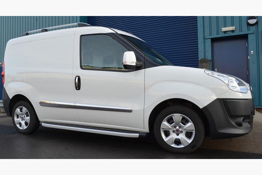 Opel Combo 2012-2018 гг. Дверные Молдинги Нержавеющая Сталь (4 шт) OmsaLine - Итальянская Нержавейка Image