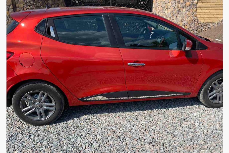 Renault Clio IV 2012-2019 гг. Прямые дверные молдинги (4 шт, нержавейка) Image