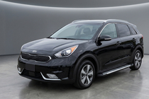 Kia Niro 2016–2021 гг. Боковые Подножки Line (2 шт., Алюминий) фото 1