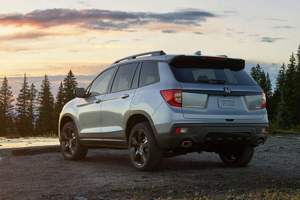Обзор кроссовера Honda Passport фото 8