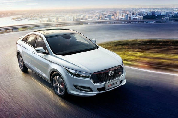 Второй обзор седана FAW Besturn B50 второго поколения фото 7