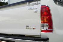 Toyota Hilux 2006-2015 гг. Хром Накладки на Задние Фонари 2004-2008 (2 шт, пластик) фото 1