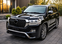 Toyota Land Cruiser 200 2007-2021 гг. Комплект обвеса 2016-2021 (Executive 2016) Белый фото 7