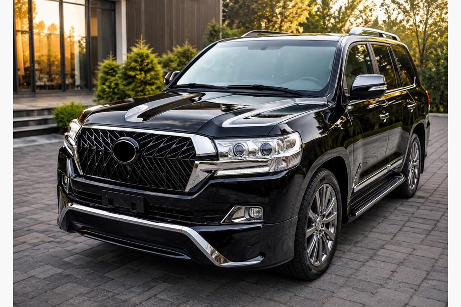 Toyota Land Cruiser 200 2007-2021 гг. Комплект обвеса 2016-2021 (Executive 2016) Черный Фото 7