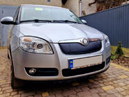 Skoda Fabia 2007-2014 гг. Зимняя накладка на решетку радиатора (2007-2010, верхняя) фото 5