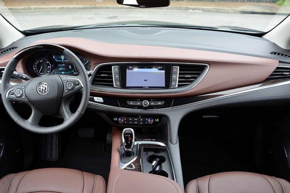 Обзор кроссовера Buick Enclave фото 5