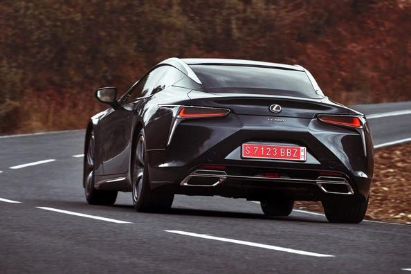 Обзор спортивного купе Lexus LC 500