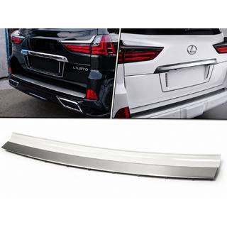 Вставка заднего бампера с хромом (2016+) Lexus LX570/450d 2008-2022 гг. фото 1