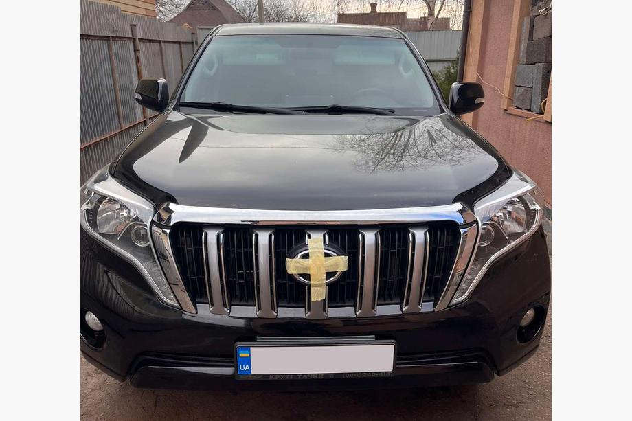 Toyota Land Cruiser Prado 150 2009-2023 гг. Решетка радиатора 2013-2017 (Стандарт) Фото 2