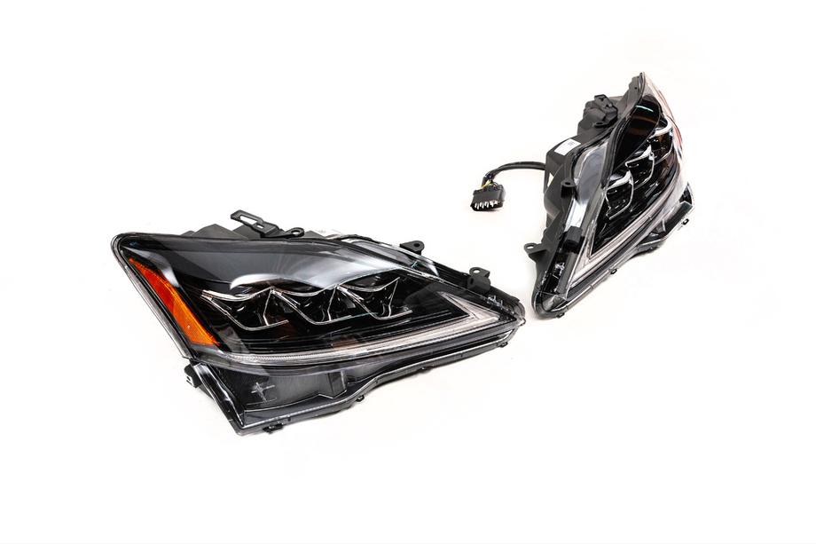 Lexus IS 2005-2013 гг. Передние фары 3-LED (2 шт) Image