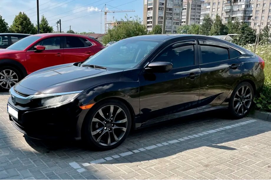 Honda Civic Sedan X 2016-2021 гг. Ветровики на окна (4 шт, HIC) Фото 3