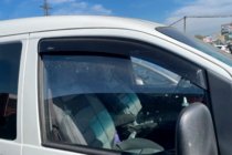 Hyundai H200, H1, Starex 1998-2007 гг. Ветровики на окна (2 шт, HIC) фото 3