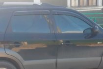 Hyundai Tucson JM 2004- гг. Ветровики на окна (4 шт, HIC) фото 4