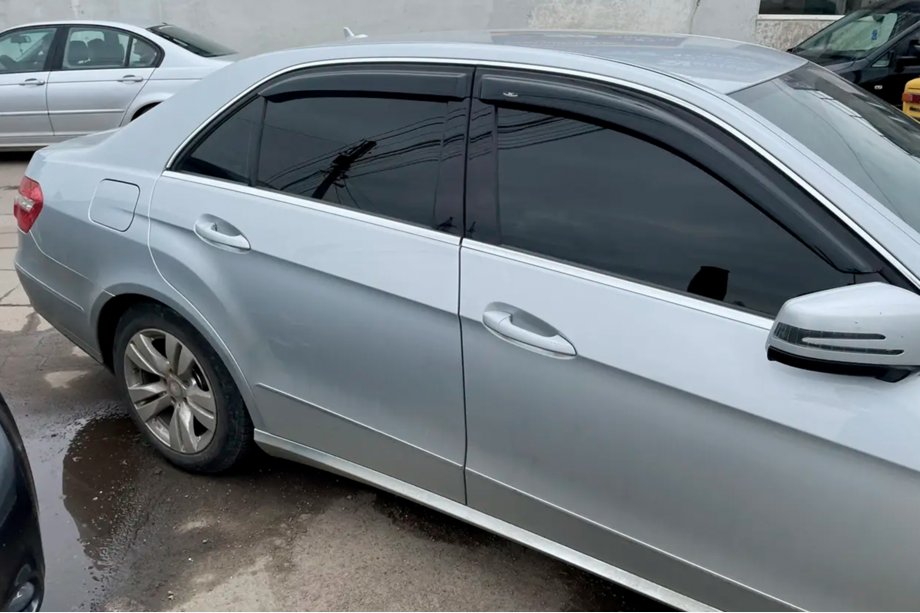 Mercedes E-сlass W212 2009-2016 гг. Ветровики SD (4 шт, HIC) Image