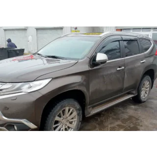 Ветровики на окна (4 шт, HIC) Mitsubishi Pajero Sport 2015- гг. фото 3