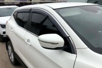 Nissan Qashqai 2014-2021 гг. Ветровики с хромированным молдингом (4 шт, HIC) фото 1