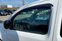 Renault Kangoo 2008–2020 гг. Ветровики на окна (2 шт, HIC) фото 2