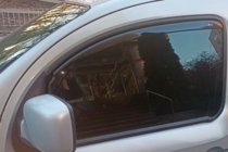 Renault Kangoo 2008–2020 гг. Ветровики вставные (2 шт, HIC) фото 5