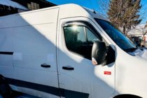 Renault Master 2011-2023 гг. Ветровики на окна (2 шт, HIC) фото 11