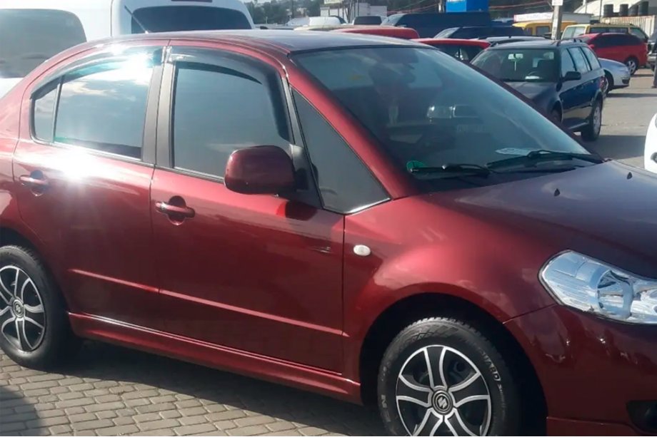 Suzuki SX4 2006-2013 гг. Ветровики SD (4 шт, HIC) Image