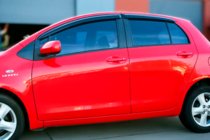 Toyota Yaris 2006-2011 гг. Ветровики HB (4 шт, HIC) фото 1