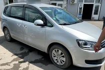 Volkswagen Sharan 2010-2023 гг. Ветровики на окна (4 шт, HIC) фото 6