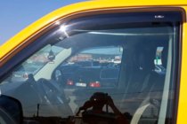 Volkswagen T5 Caravelle 2004-2010 гг. Ветровики на окна (2 шт, HIC) фото 3