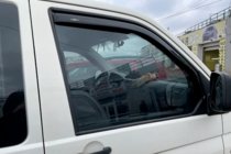 Volkswagen T5 Caravelle 2004-2010 гг. Ветровики вставные (2 шт, HIC) фото 10