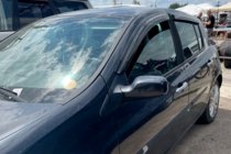 Renault Clio III 2005-2012 гг. Ветровики на окна (4 шт, HIC) фото 3