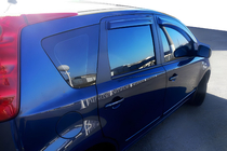 Nissan Note 2004-2012 гг. Ветровики на окна (4 шт, HIC) фото 1