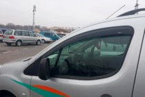 Citroen Berlingo 2008-2018 гг. Ветровики на окна (2 шт, HIC) фото 9