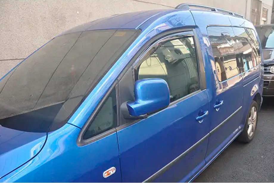 Peugeot Partner Tepee 2008-2018 гг. Ветровики вставные (2 шт, HIC) Image