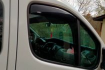 Renault Trafic 2001–2015 гг. Ветровики вставные (2 шт, HIC) фото 10