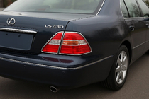 Lexus LS 2001-2006 гг. Хромированные накладки на задние фонари (2 шт., пластик) фото 1