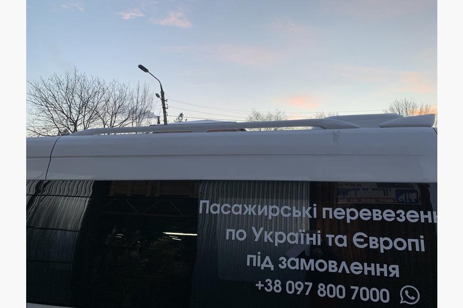 Volkswagen Crafter 2006-2016 гг. Рейлинги на крышу (грунтованные под покраску) Фото 4