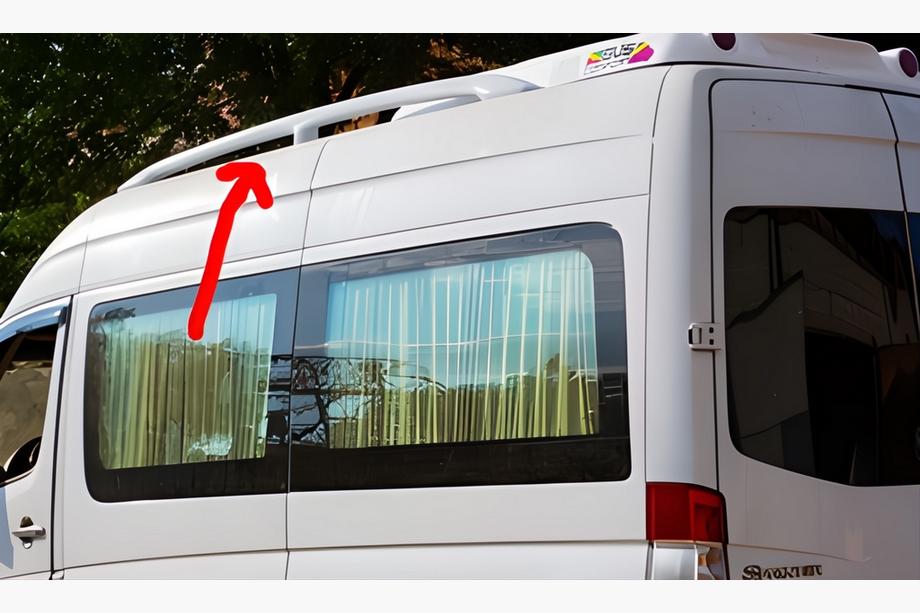 Volkswagen Crafter 2006-2016 гг. Рейлинги на крышу (грунтованные под покраску) Image