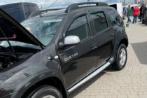 Dacia Duster 2008-2018 гг. Ветровики на окна (4 шт, HIC) фото 2