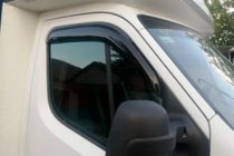 Opel Movano 2010-2021 гг. Ветровики на окна (2 шт, HIC) фото 3