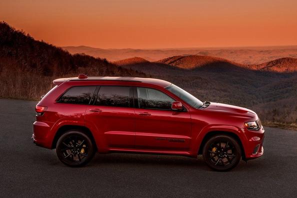Обзор нового поколения внедорожника Jeep Grand Cherokee фото 8