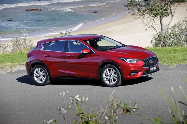 Премиальный хэтчбек Infiniti Q30