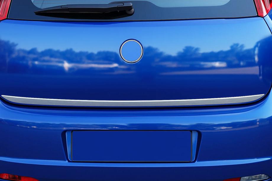 Fiat Punto Grande/EVO 2006-2018 гг. Накладка на багажник нержавейка Image