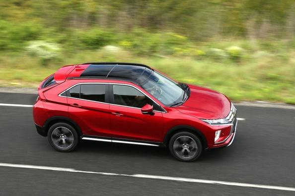 Обзор кроссовера Mitsubishi Eclipse Cross фото 8