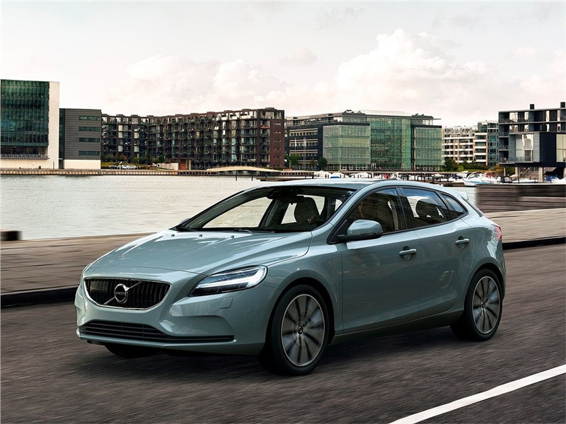 Обзор пятидверного хэтчбека Volvo V40