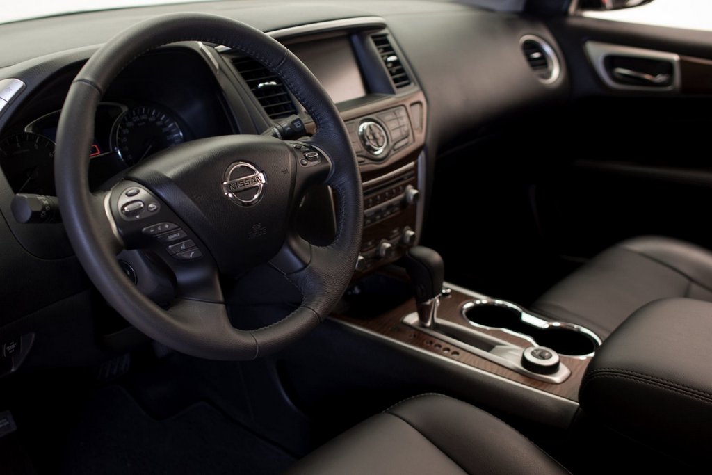 Рестайлинговая модификация кроссовера Nissan Pathfinder