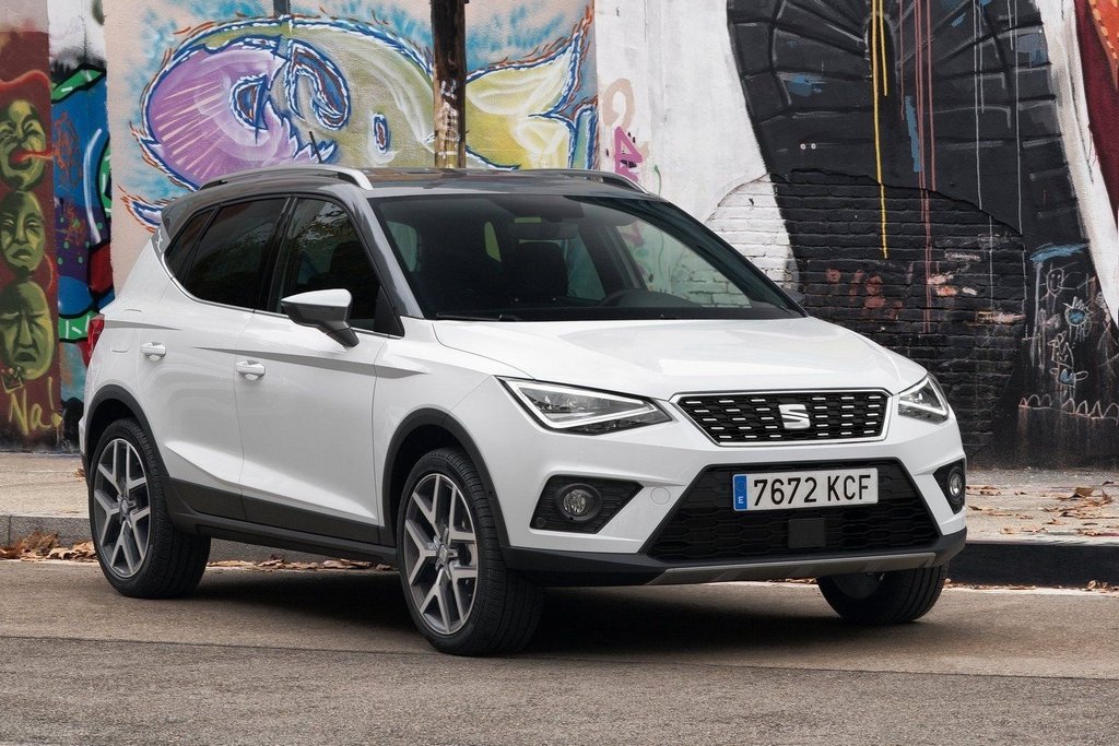 Обзор компактного кроссовера SEAT Arona