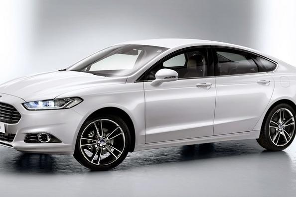 Обзор среднеразмерного седана Ford Mondeo