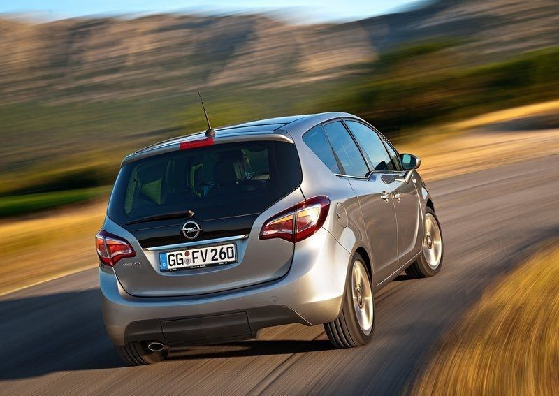 Обзор компактного минивэна Opel Meriva B
