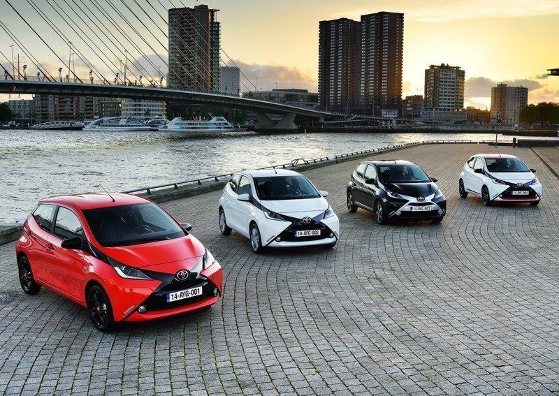 Обзор второго поколения хэтчбека Toyota Aygo