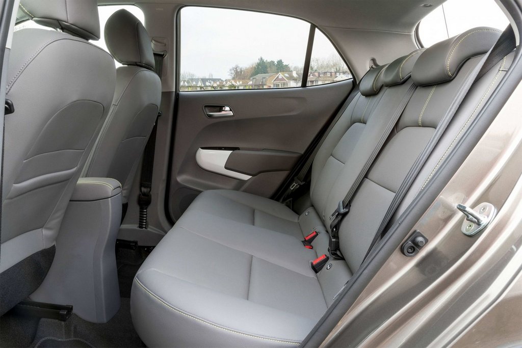 Кроссоверная модификация хэтчбека Kia Picanto X-Line